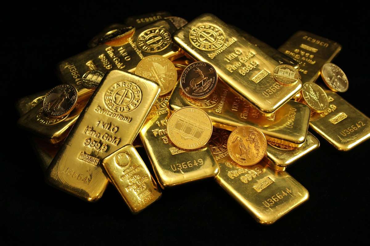 Deutsche Bank's Ghali says gold is oversold and underowned, urges buying in interview