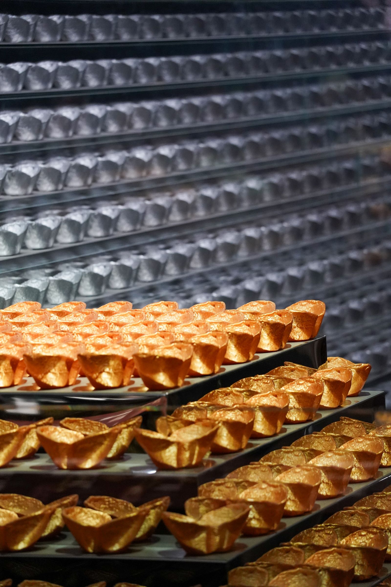 China's Gold Imports Top 1,000 Tons as ETF Investors Pile Back In